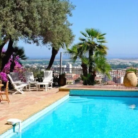 Castel Pierre Lisse Pensjonat Hyères